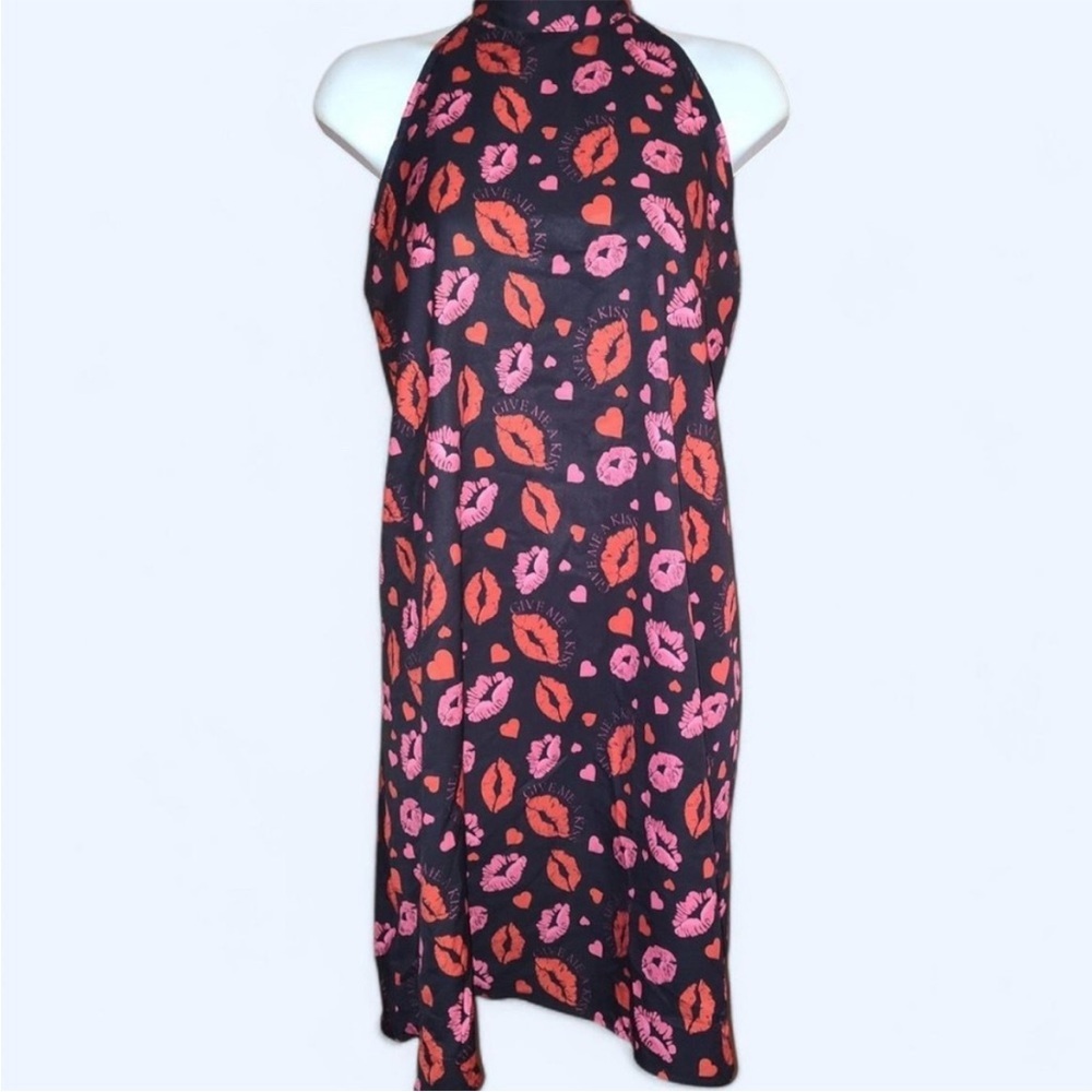 SHEIN Black Midi Dress with Red and Pink Lips